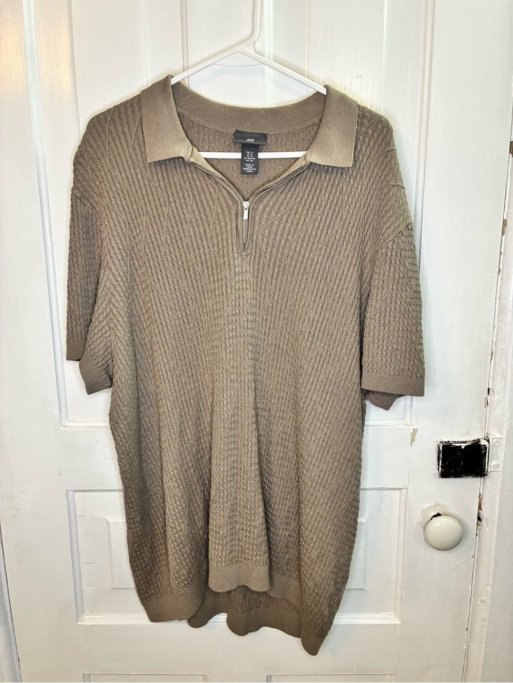 H&M Men's Taupe Short-Sleeve Zip Polo Sweater